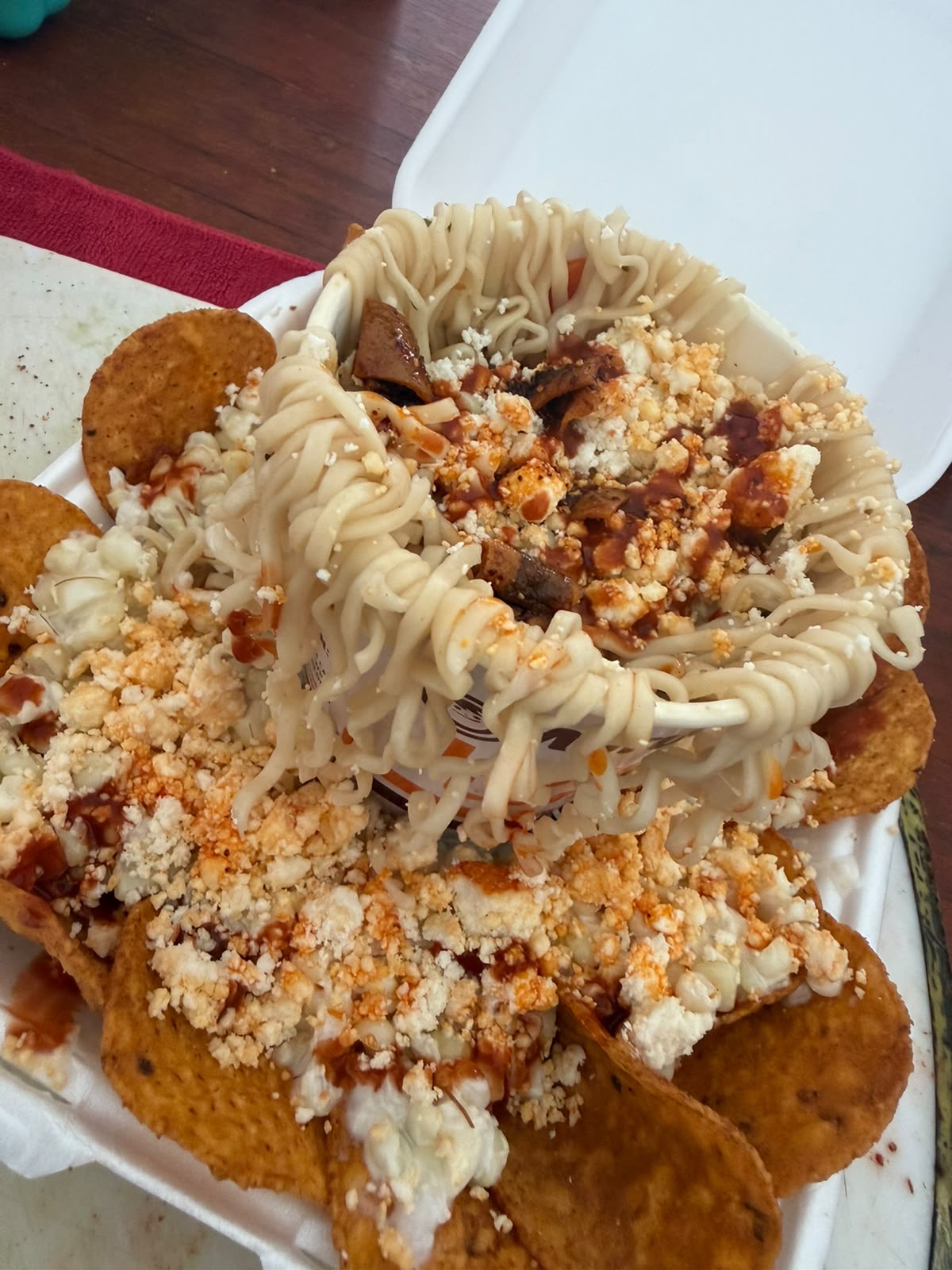 Tostimaruchan con elote